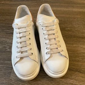 Alexander McQueen size 40